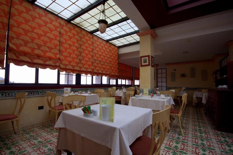 Hotel Reveron Plaza Лос Кристианос Экстерьер фото