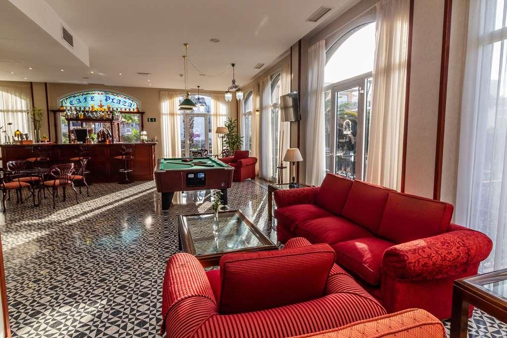 Hotel Reveron Plaza Лос Кристианос Интерьер фото