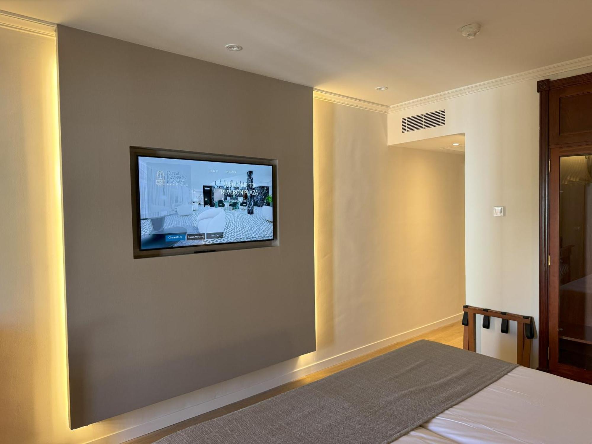 Hotel Reveron Plaza Лос Кристианос Экстерьер фото