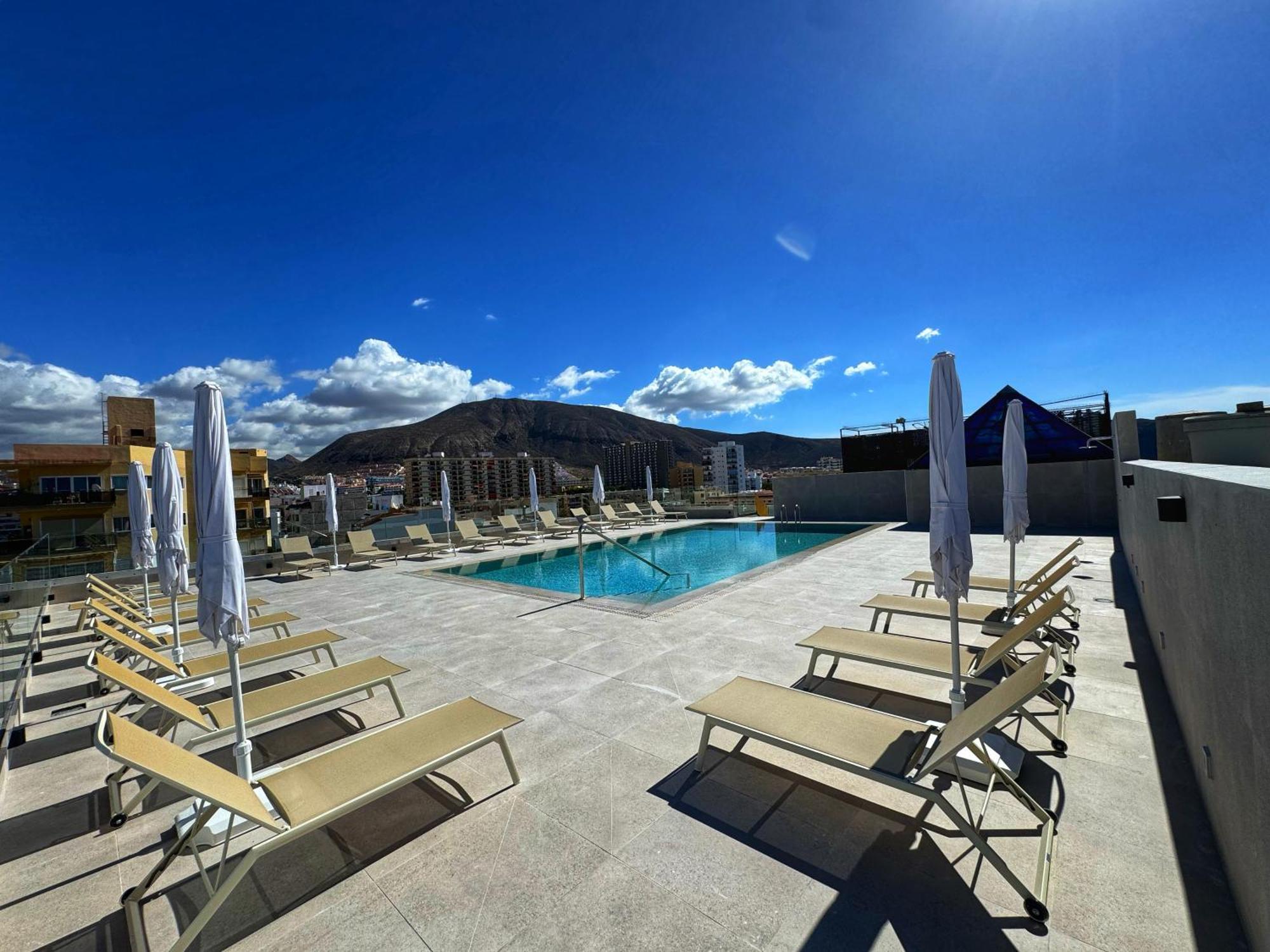 Hotel Reveron Plaza Лос Кристианос Экстерьер фото