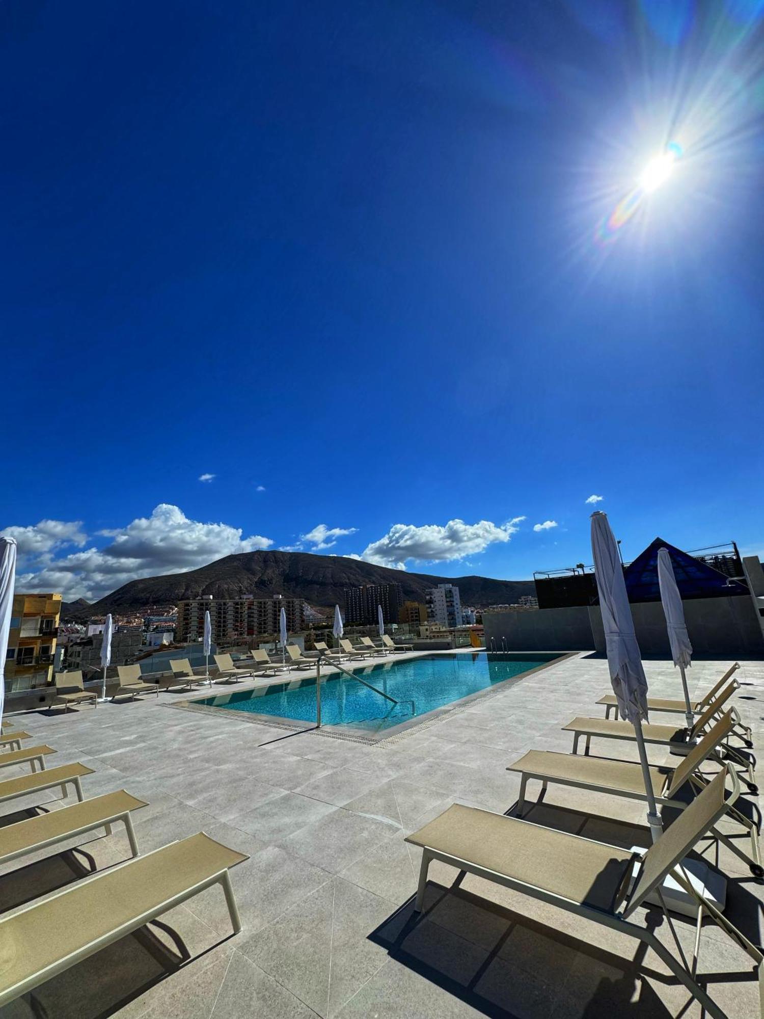 Hotel Reveron Plaza Лос Кристианос Экстерьер фото
