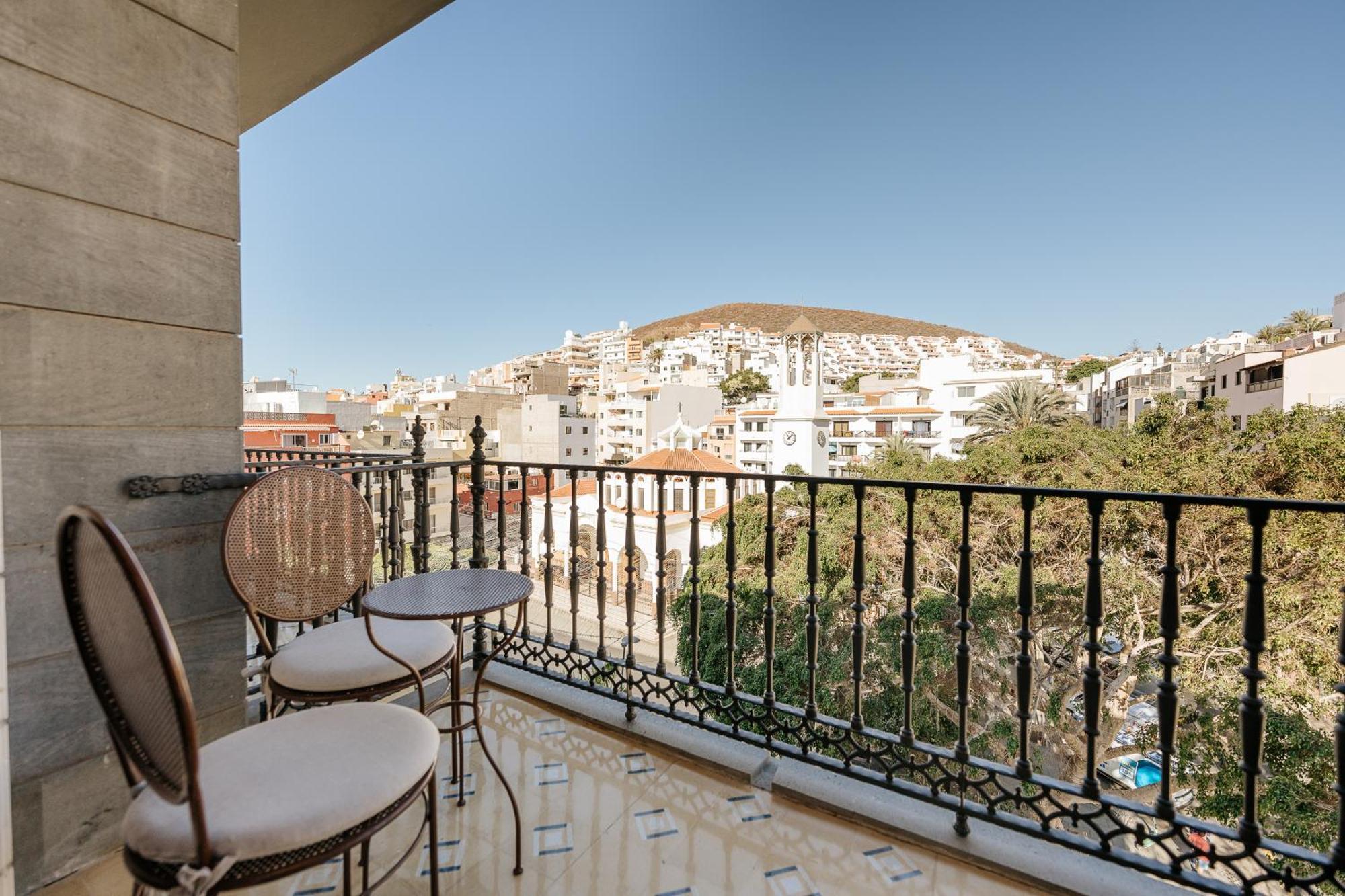 Hotel Reveron Plaza Лос Кристианос Экстерьер фото